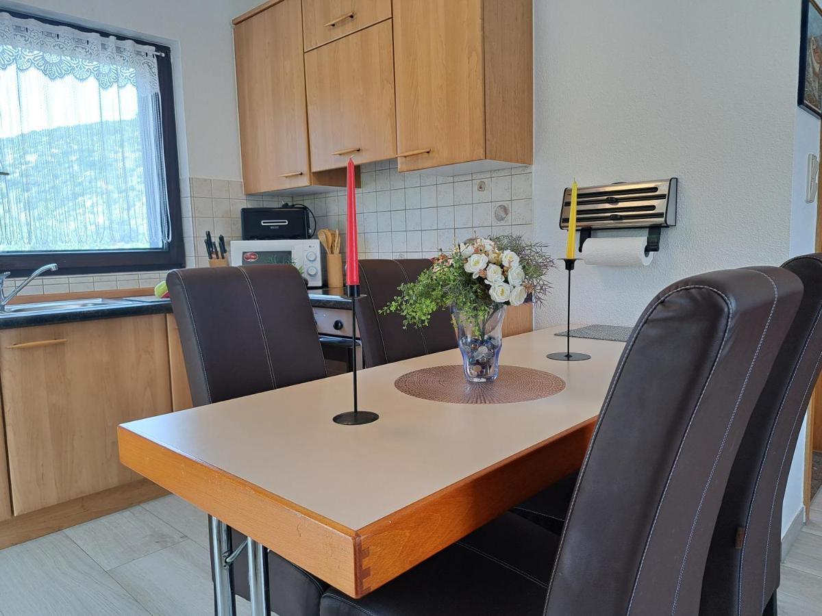 Apartments Darija & Pero Пучишча Екстериор снимка