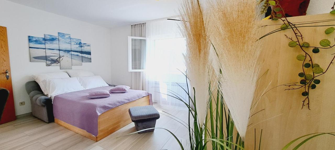 Apartments Darija & Pero Пучишча Екстериор снимка